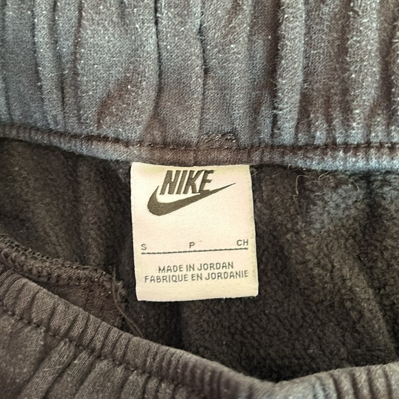Nike Air Sweatpants - Picture 5 of 5